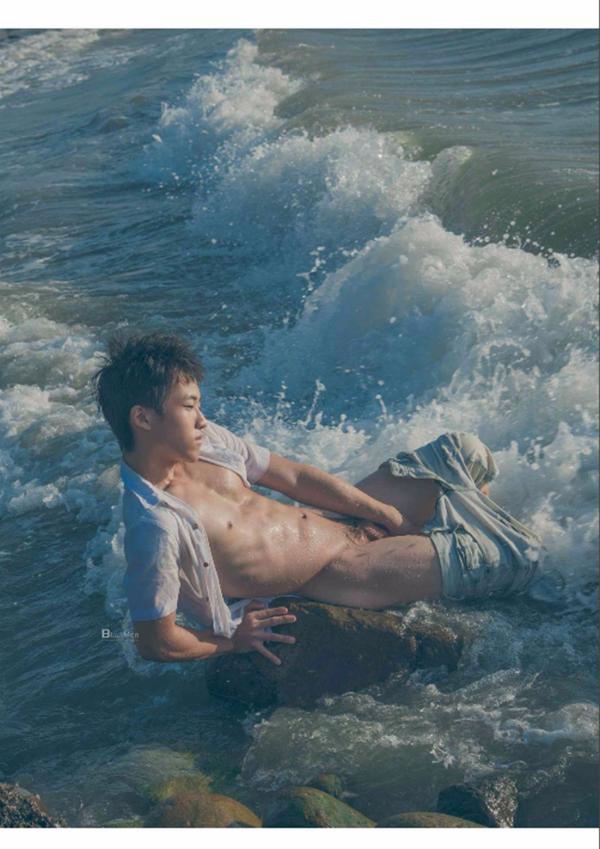 PHOTO-SET-Whoseman-1-吳敵警長來囉~~~我的靴子裡有蛇